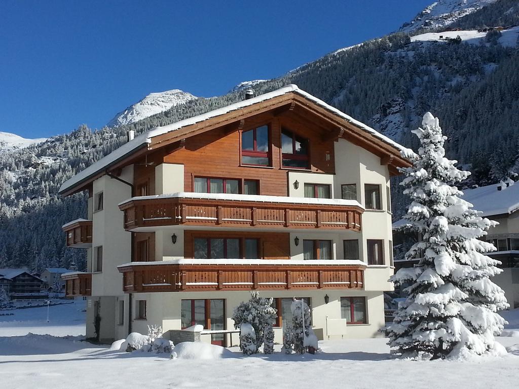Ferienhaus Antigua Saas-Grund Kültér fotó