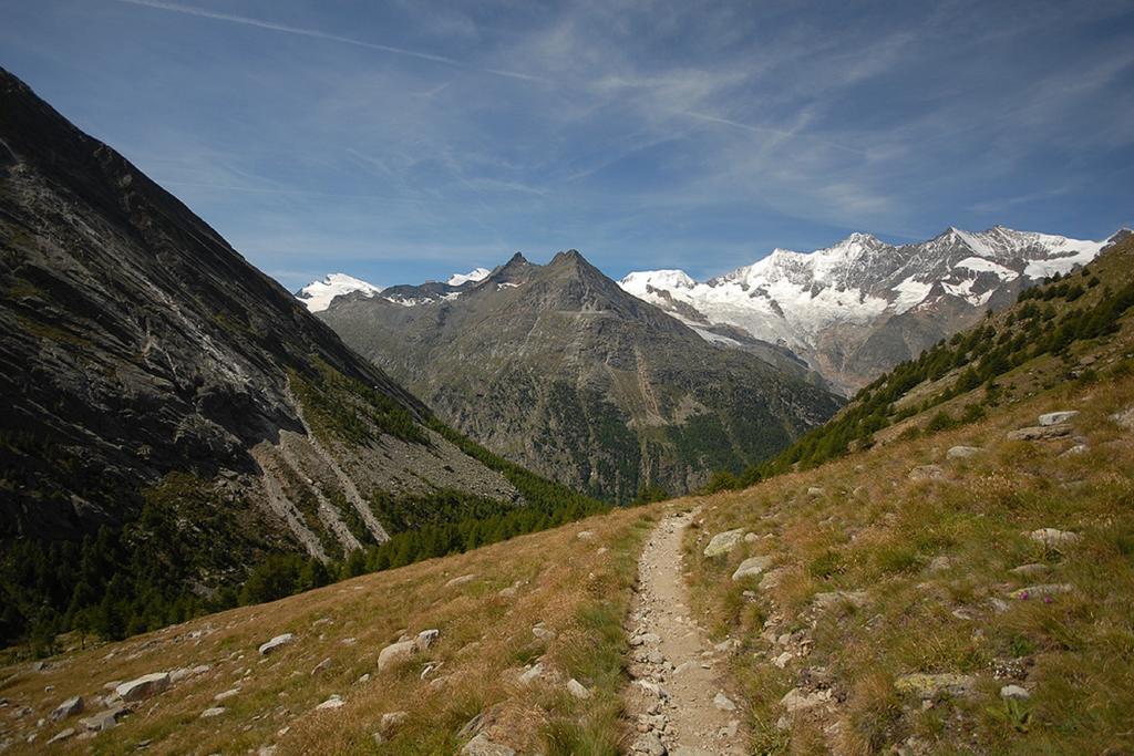 Ferienhaus Antigua Saas-Grund Kültér fotó
